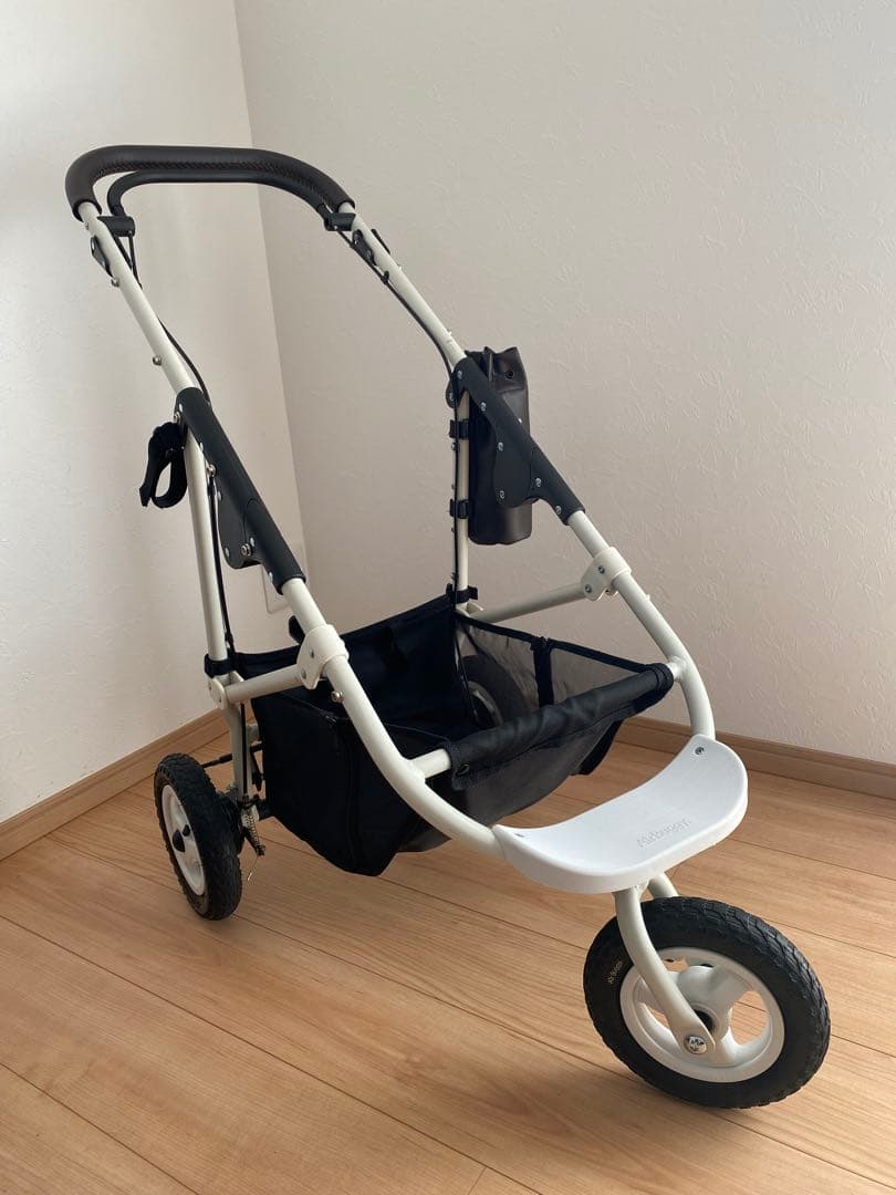 り*う様 【美品】エアバギー ホワイト AIRBUGGY フレームのみ　ペットカ