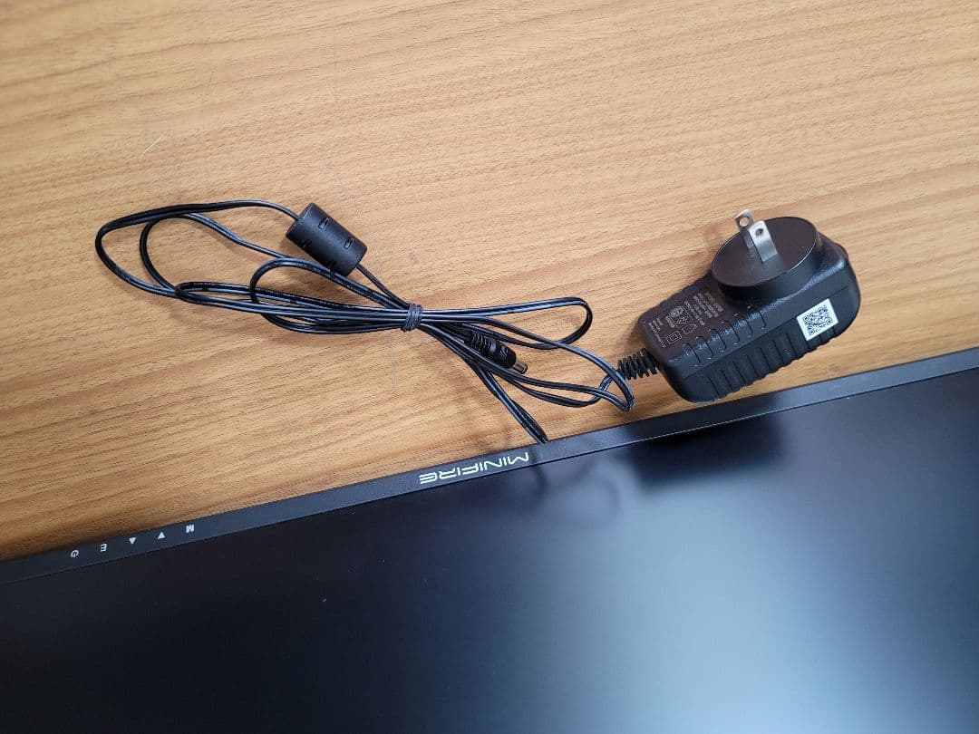 美品　minifire 24インチ ゲーミングモニター