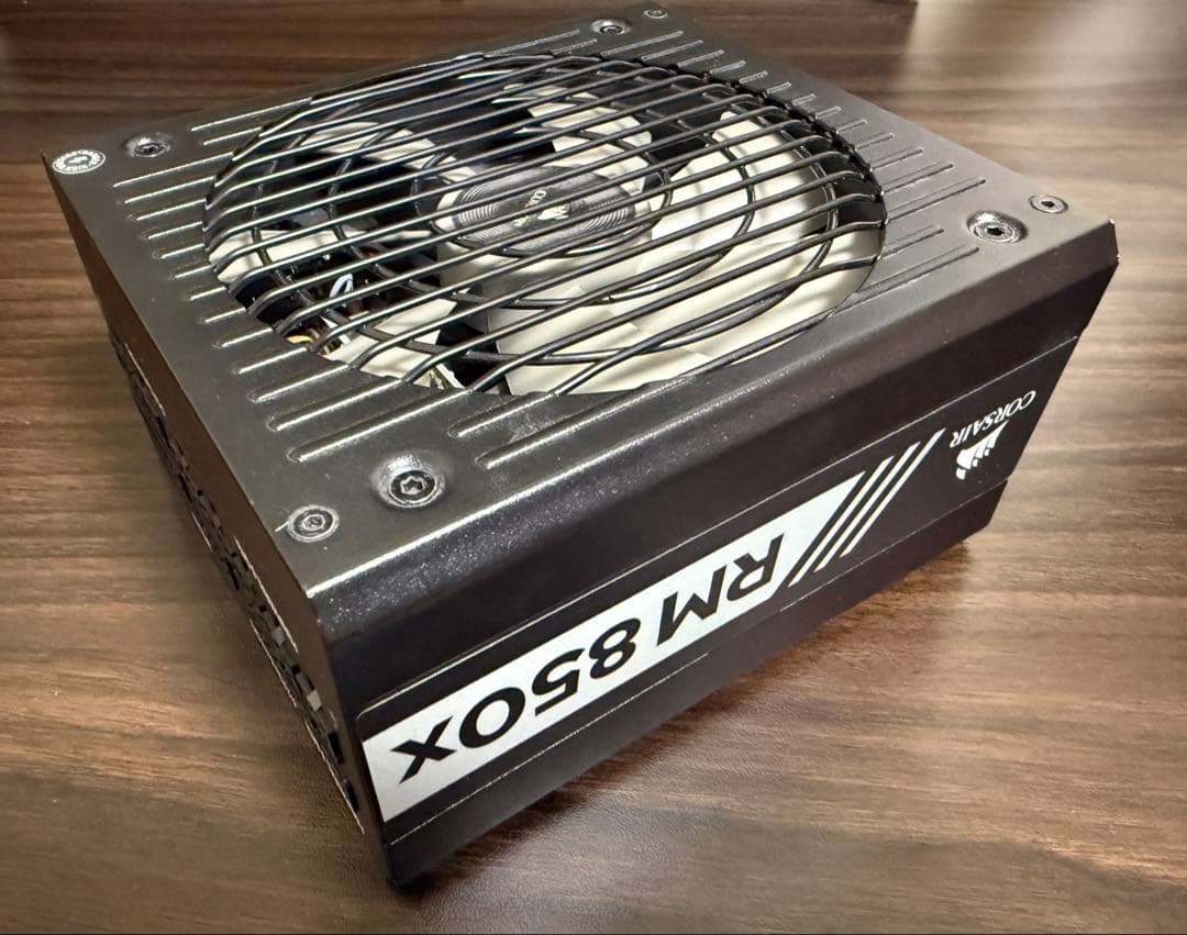 美品 CORSAIR 電源ユニット RM850x 80PLUS/GOLD 箱付き