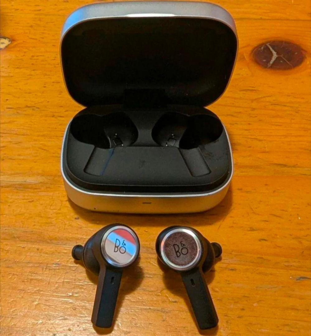 Bang & Olufsen バングアンドオルフセンBEOPLAY ELEVEN