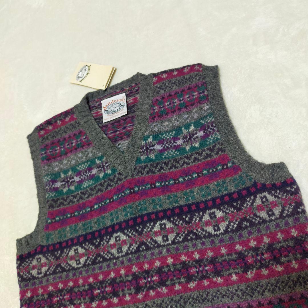 未使用品　Jamieson's　フェアアイル柄　ニットベスト　М