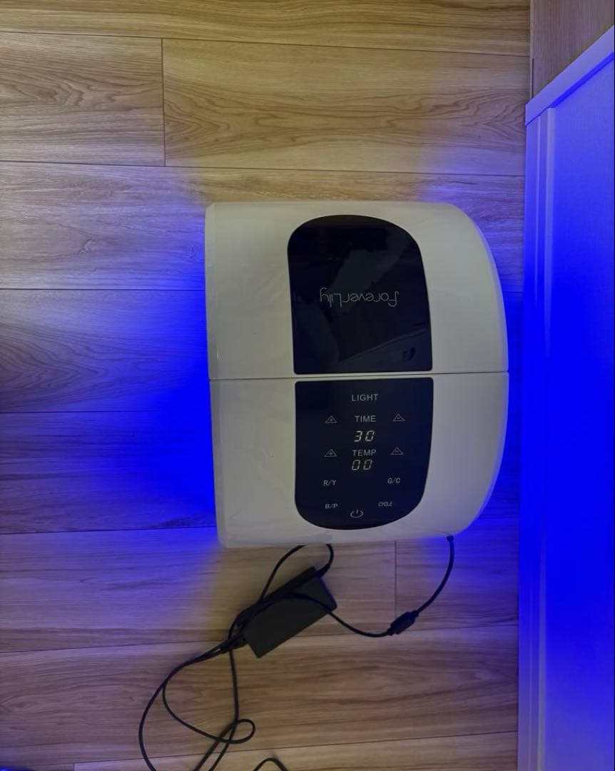 forever lily LED美顔器　ドーム型