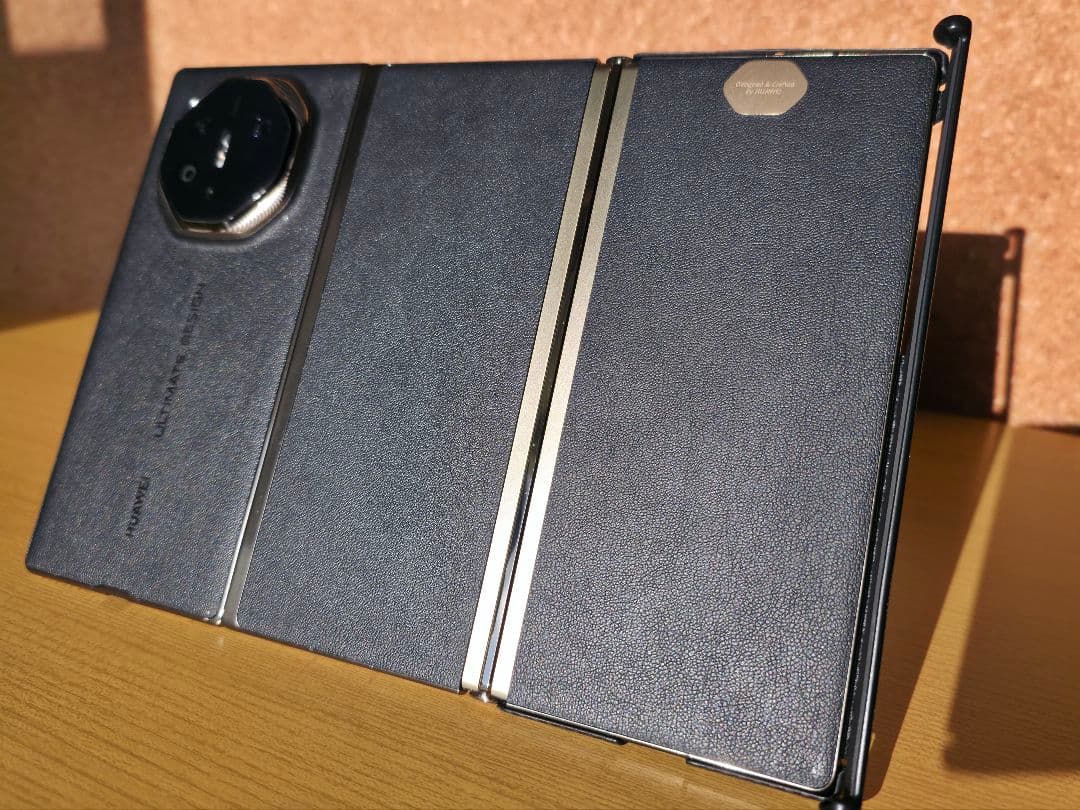 【1月31日まで】Huawei Mate XT ULTIMATE DESIGN