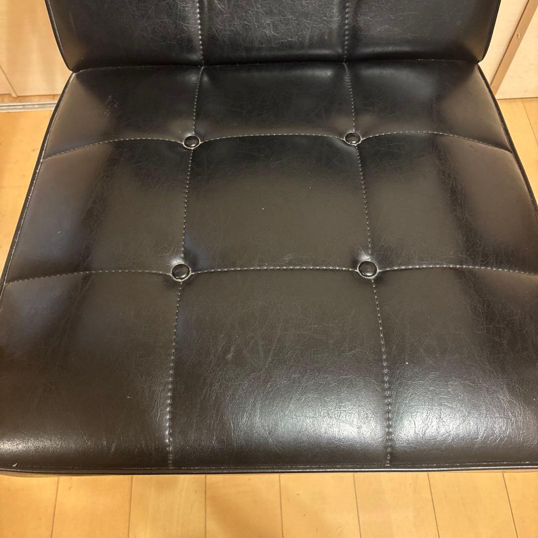 カリモク60 1人掛けソファ 黒