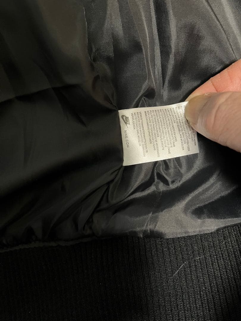 NIKE × Tiffany & Co コラボスタジャン /新品未使用品