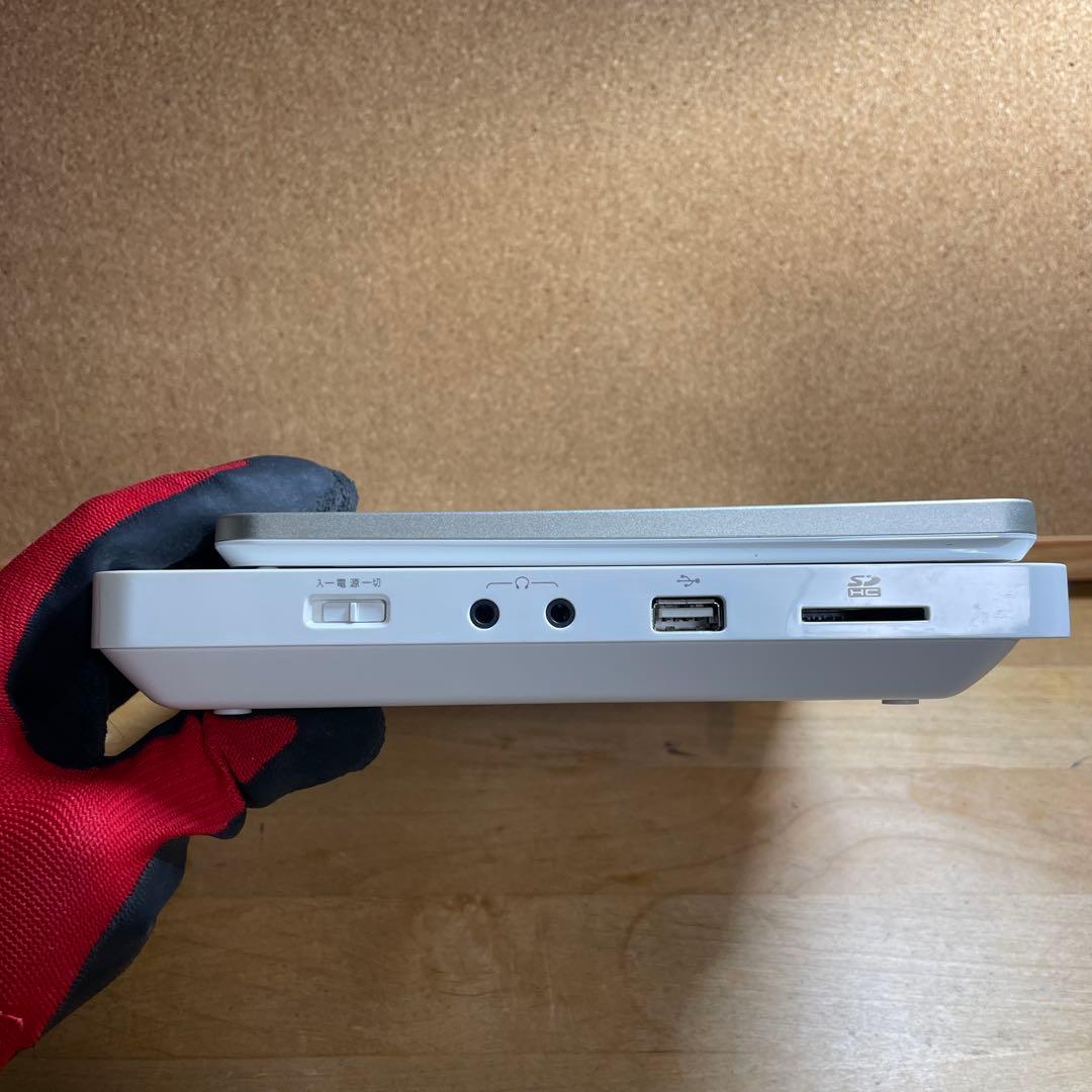 付属品完備 東芝 ポータブルDVD・BD・Blu-ray・ブルーレイプレーヤー