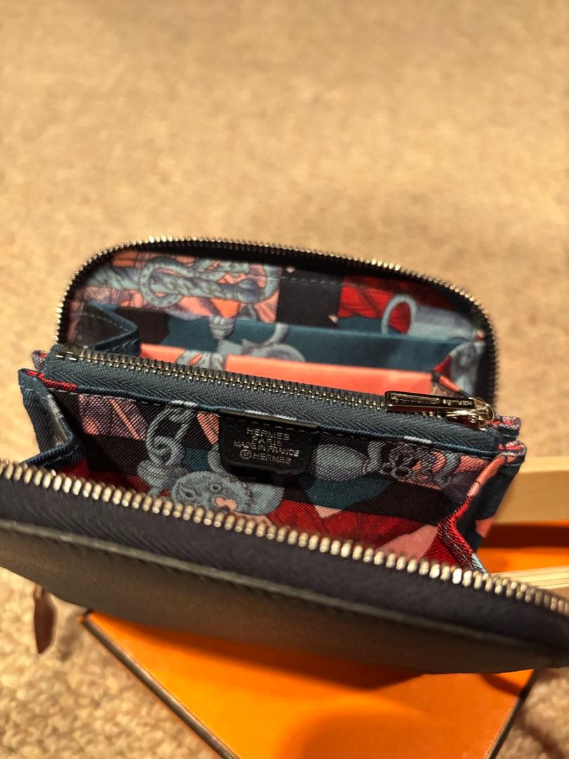 HERMES エルメス　シルクインコンパクト　財布　ウォレット　新品未使用