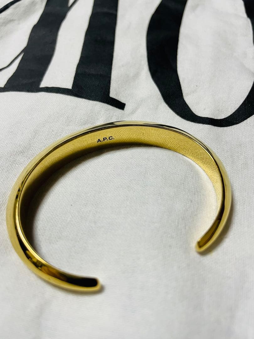 A.P.C. アーペーセー　バングル　Cバングル