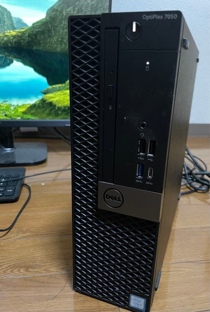 パソコン　★美品★ ＋メモリ・マウス・キーボード・コード付き