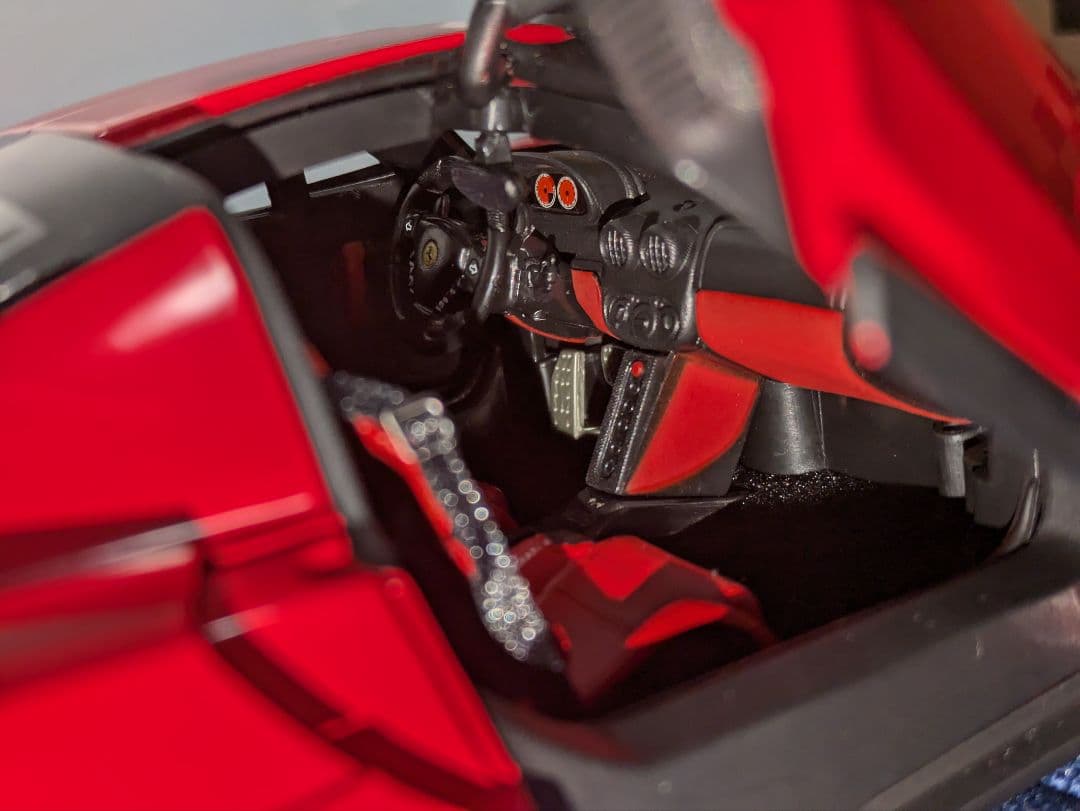 matel Elite　Ferrari Enzo 1/18