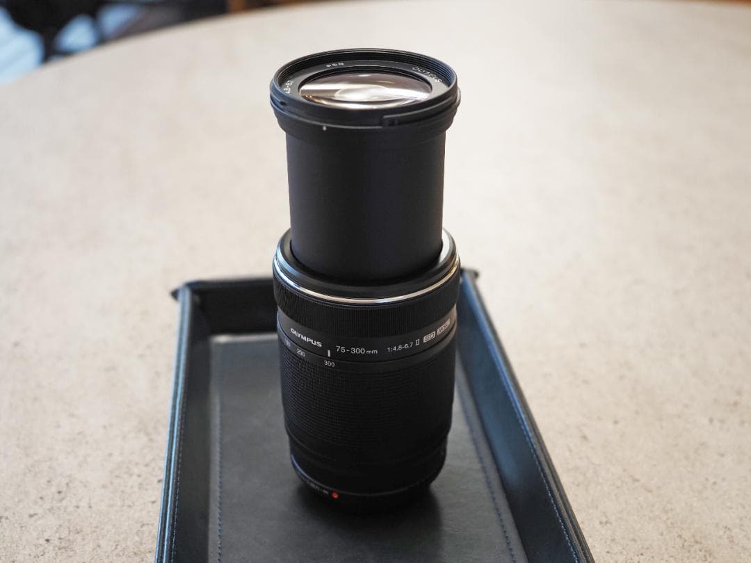 美品 オリンパス 75-300mm F4.8-6.7 II