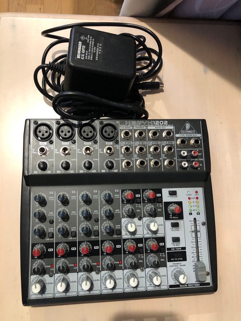 BEHRINGER XENYX 1202 ミキサー ACアダプター付属