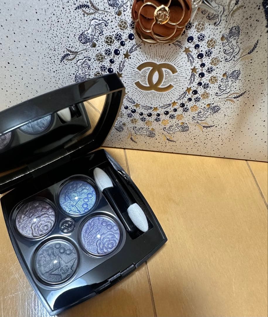 シャネル限定 アイシャドウ 紙袋付き