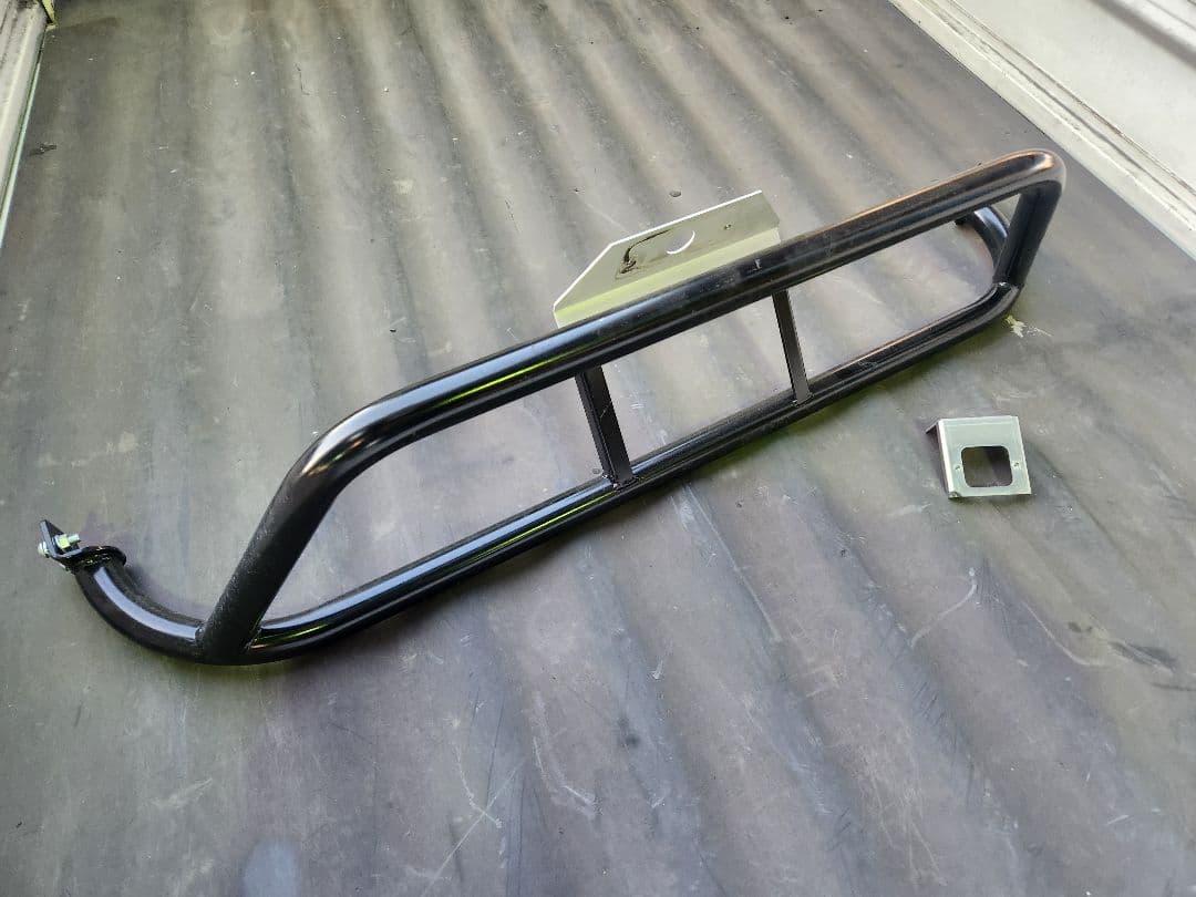 D*K様 サンバートラック　エンジンガード　パイプバンパー　　ワイルド