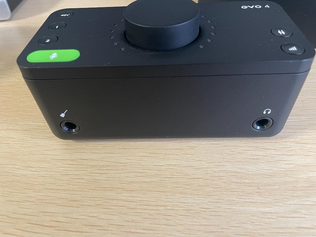 evo4 オーディオインターフェイス高音質・簡単操作 / 配信・実況・歌ってみた
