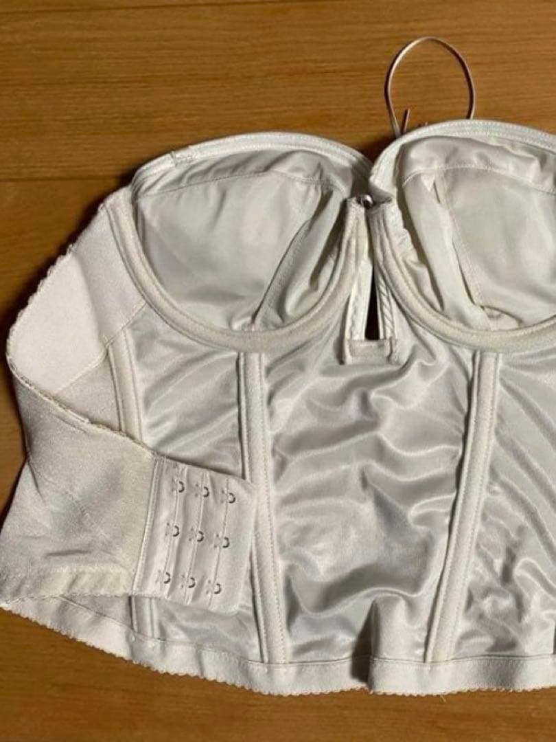 ブライダルインナー　MIRROR MIRROR D75 Mサイズ