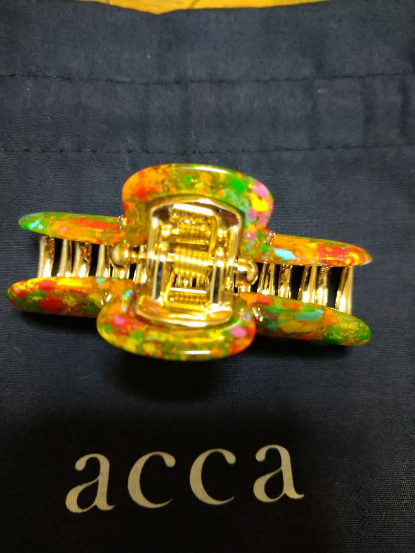 acca カラフル ヘアクリップ