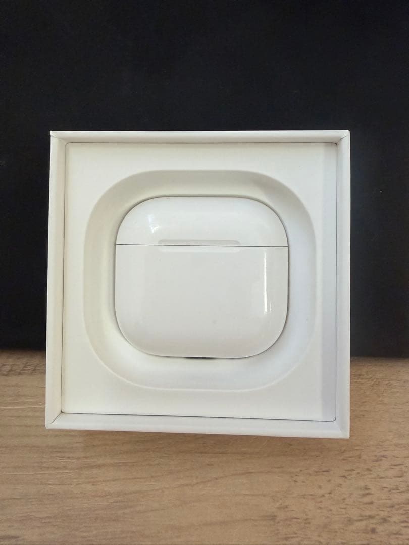 K*o様 AirPods 4世代　ノイズキャンセリング搭載モデル