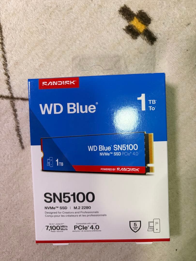 新品未開封　WD Blue SN5100 1TB NVMe SSD M.2