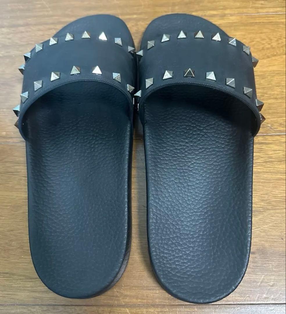 VALENTINO スタッズ付き サンダル　ブラック27cm靴袋付き