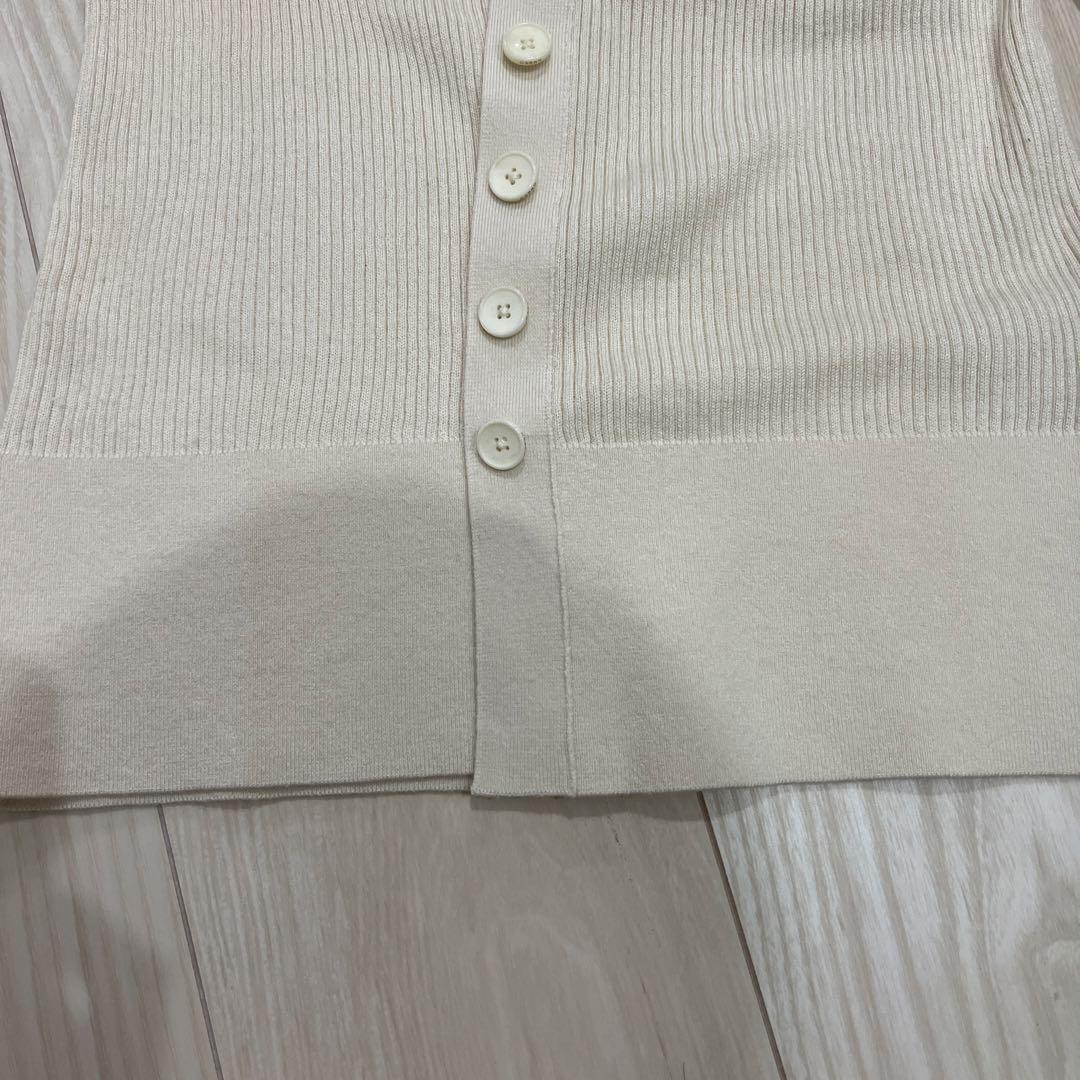 CABaN アイボリー Vネックカーディガン