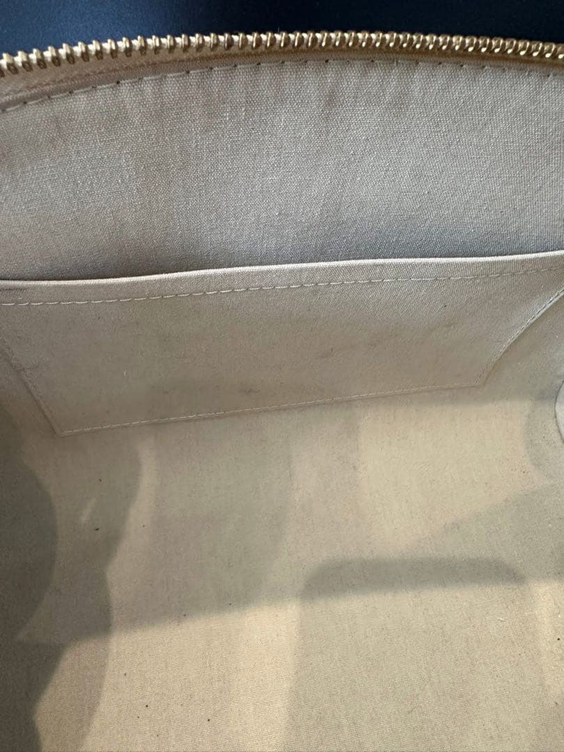 Louis Vuitton エナメルレザー ハンドバッグ クリーム