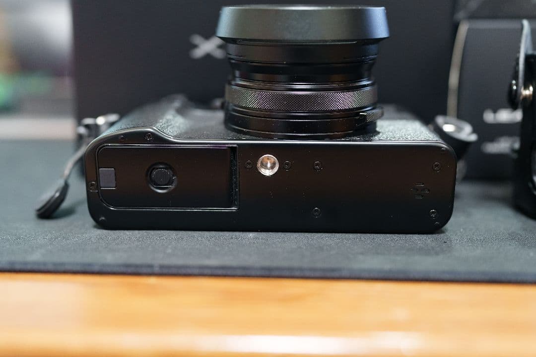 FUJIFILM X100VI ブラック レザーケース付き