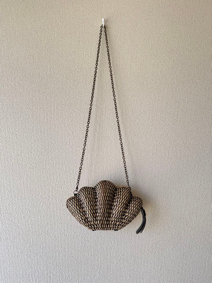 未使用品【KAYU】シェル型クラッチショルダーバッグロンハーマン