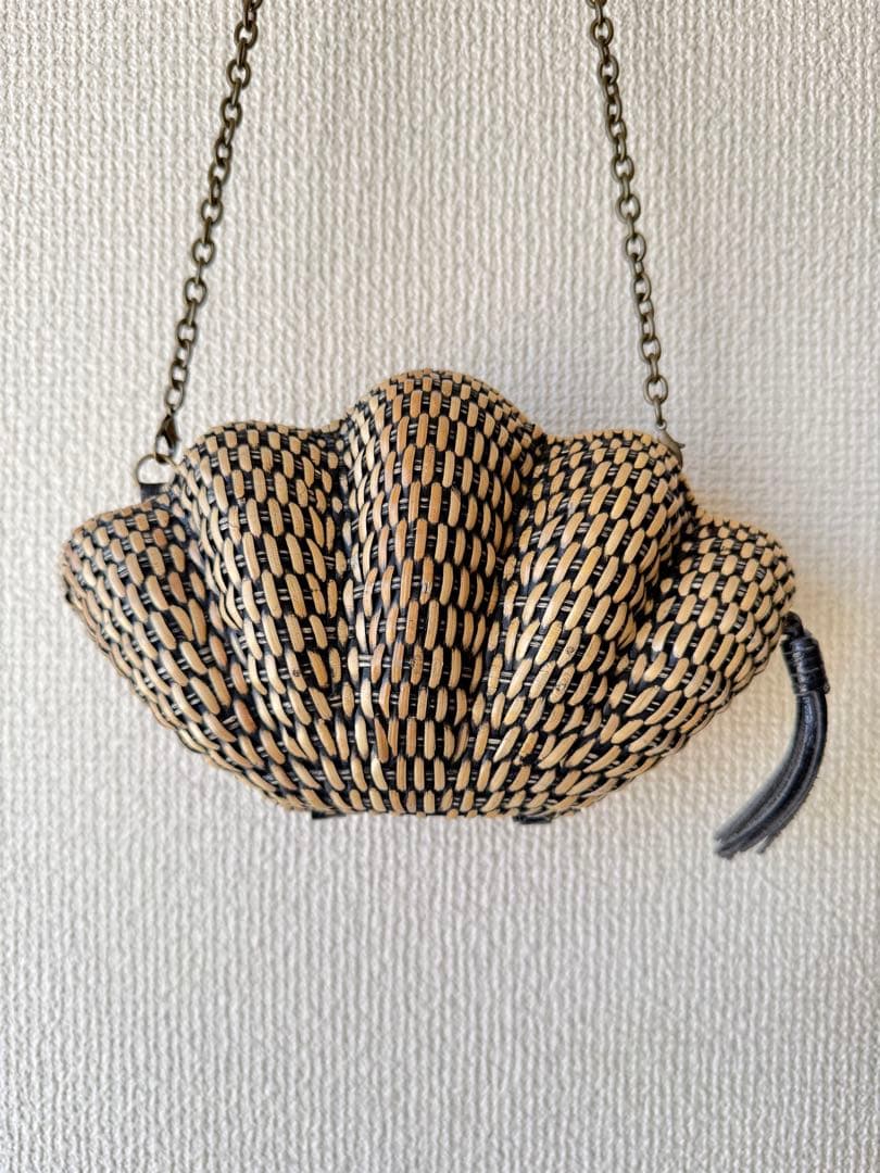 未使用品【KAYU】シェル型クラッチショルダーバッグロンハーマン