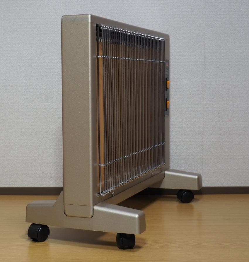 遠赤外線暖房機　サンルミエ キュート 　E800LS