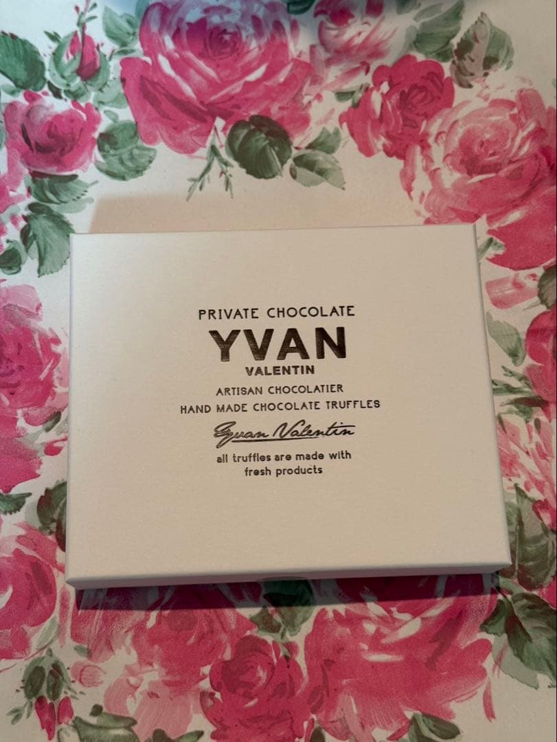 【未開封発送】イヴァンヴァレンティン チョコレートトリュフ 12個