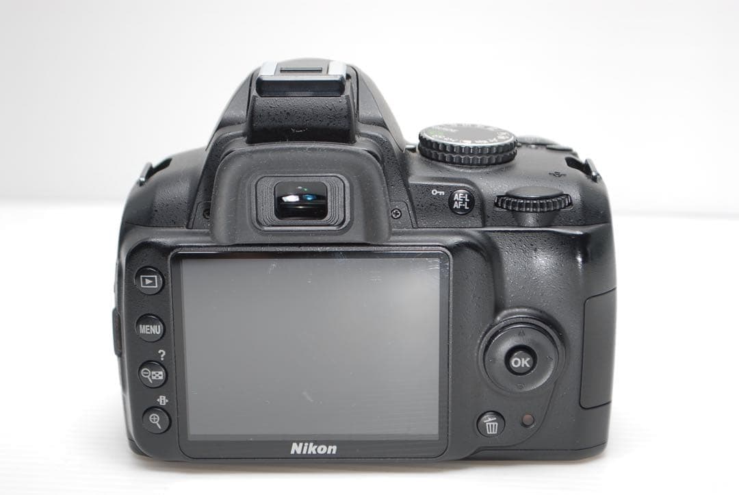 ❤️Nikon D3000❤️ダブルレンズセット 高画質 美品 望遠レンズ付き