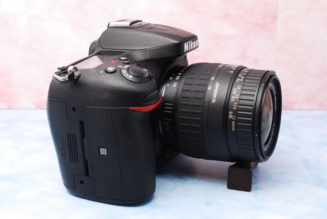 ニコン D7200★Wレンズ★一眼レフカメラ★美品★高画質＆高性能★Wi-Fi