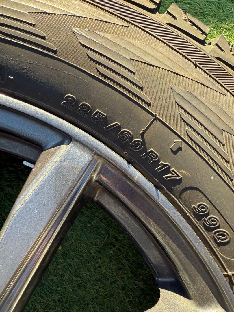 M*J様 タイヤホイールセット225/60R17