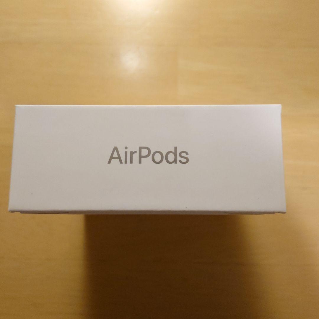 【新品・未開封】　アップル AirPods4 ノイズキャンセリング非搭載モデル
