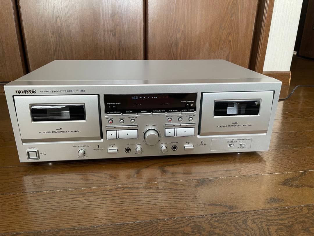 ラジオ・コンポ TEAC W-1200 Double Cassette Deck