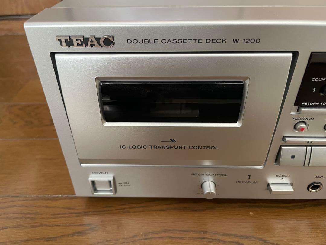 ラジオ・コンポ TEAC W-1200 Double Cassette Deck