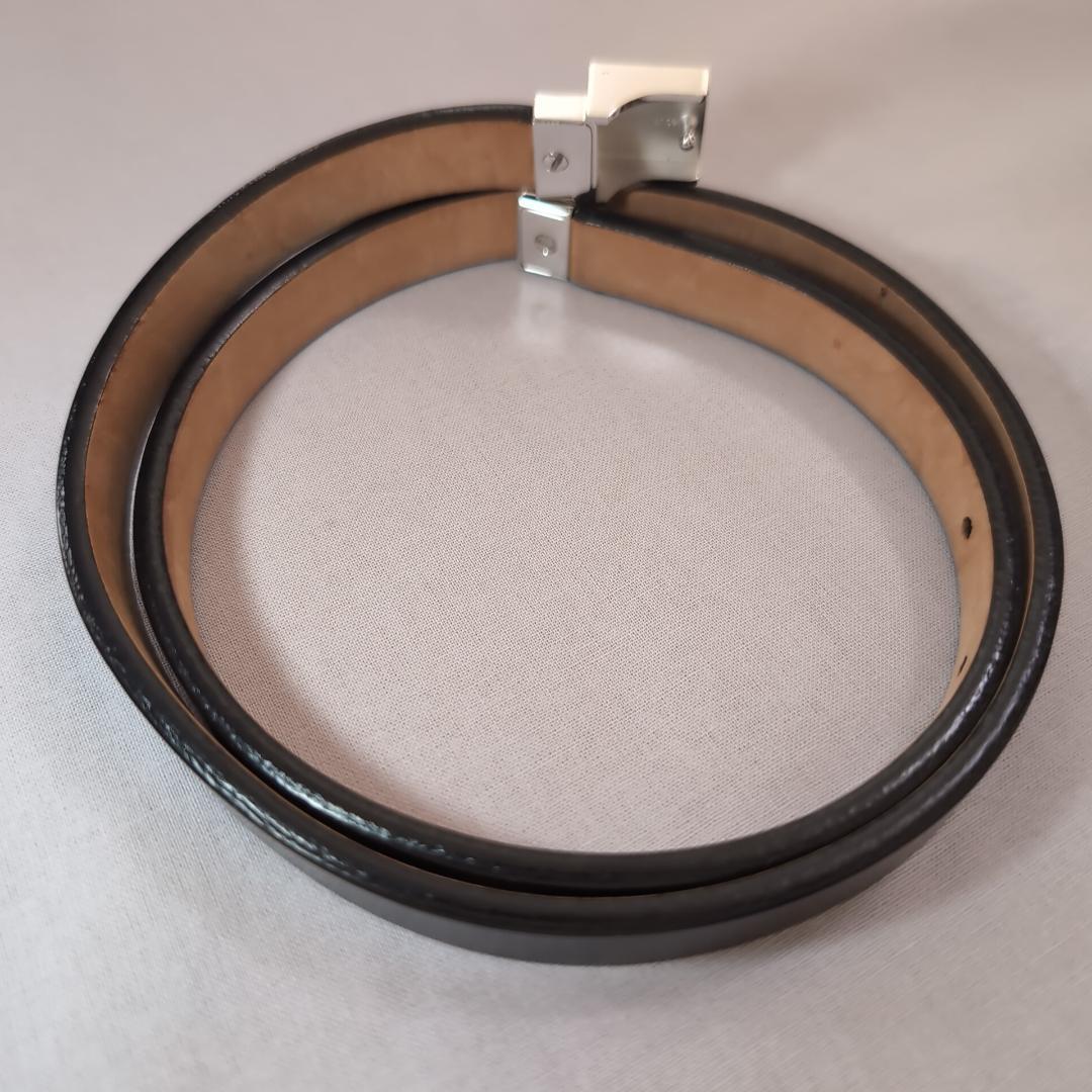 LOUIS VUITTON サンチュールキャレ 細身ベルト 65±5cm d43