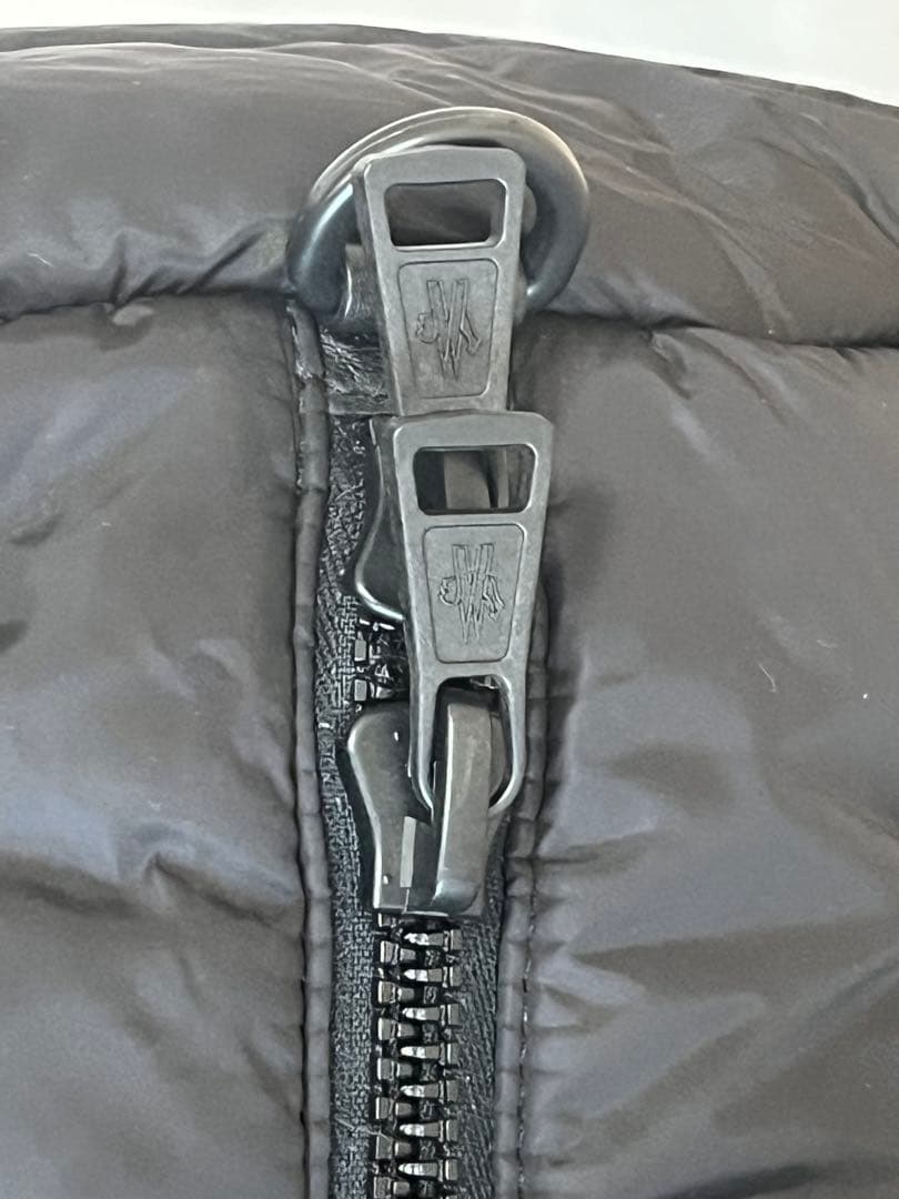 MONCLER モンクレール　ダッフルバッグ　ボストンバッグ　黒