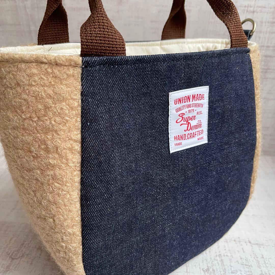 ニ*タ様 ラウンドトートバッグ＊コヤンイサムチョン