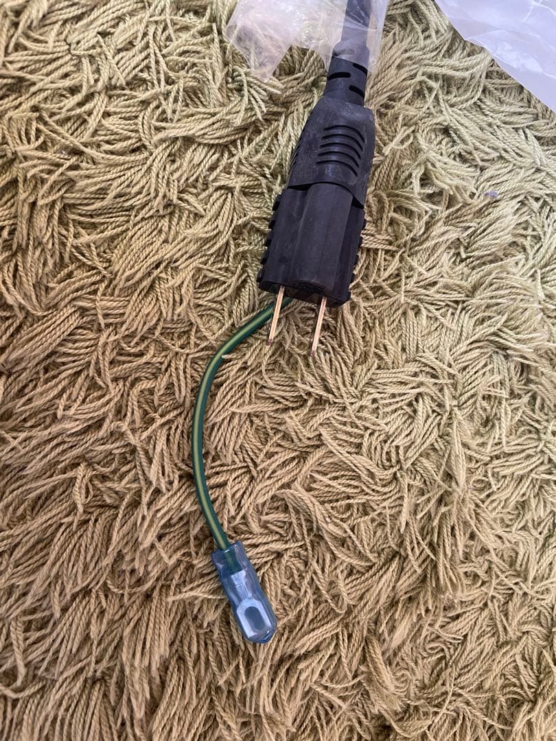 お値下げ！！【Electrolux 】ホットカーペット EHC720