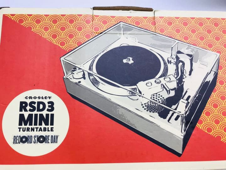 Crosley RSD3 ミニターンテーブル 3インチレコード盤付きで出品します