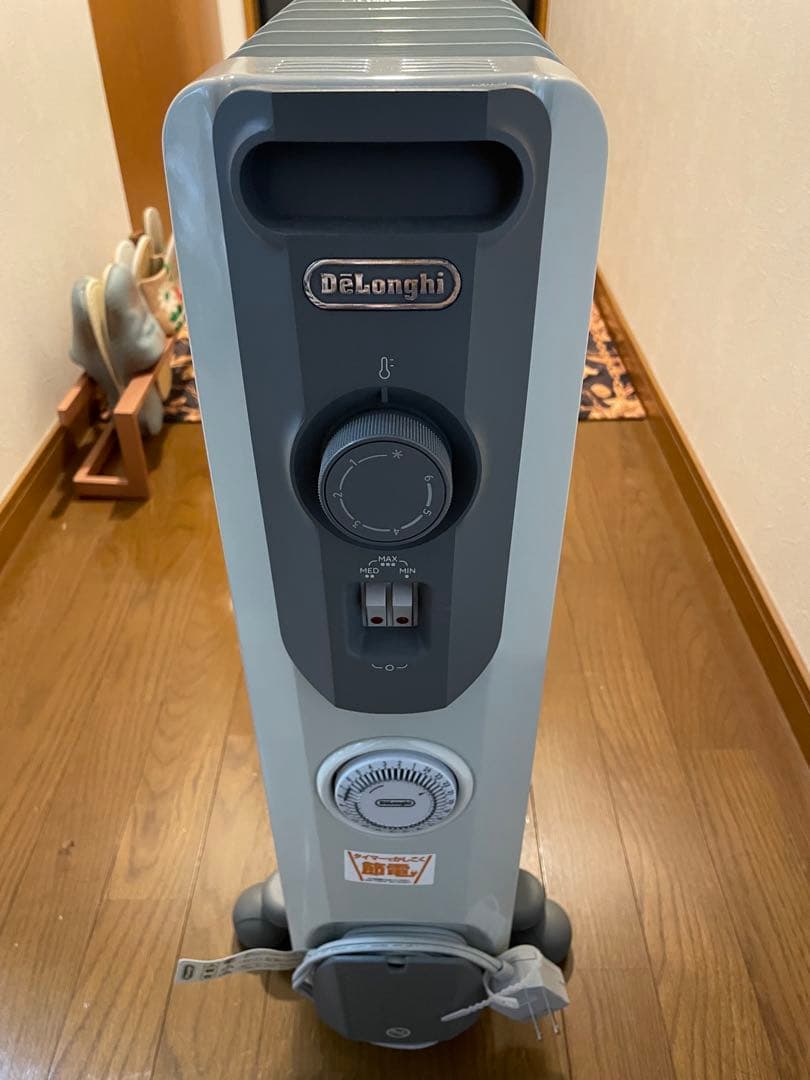 【至急希望】デロンギオイルヒーター　【RHJ10F0812-SG】