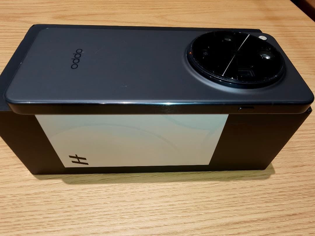 OPPO Find X8 Ultra 16/512GB(おまけあり)