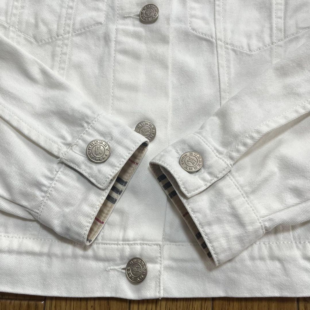 BURBERRY ホワイトデニムジャケット　トラッカージャケット　ノバチェック