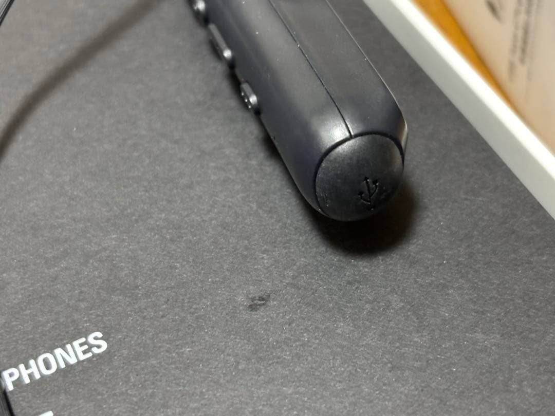 オーディオテクニカ　Bluetoothイヤホン カナル型　ネックバンド