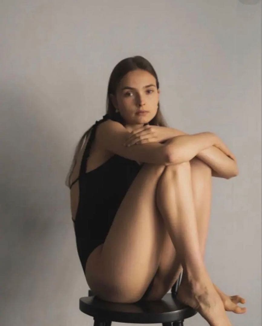 【美品】room306contemporary バックオープンフリル ワンピース