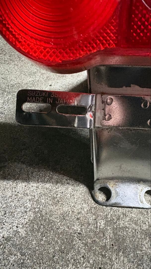 gt380ダブルテール土台付き純正キンタマ