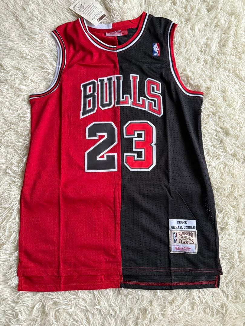 【新品】michelle&ness マイケルジョーダン　赤黒ハーフユニフォーム