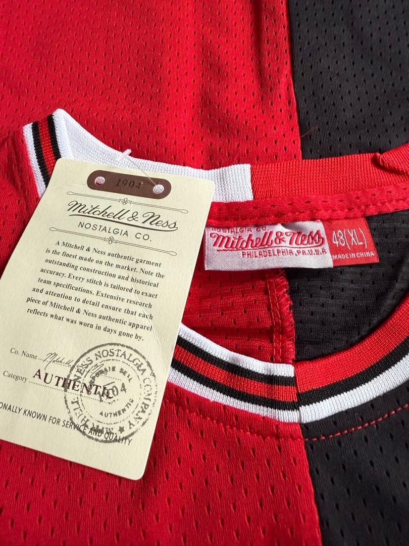 【新品】michelle&ness マイケルジョーダン　赤黒ハーフユニフォーム